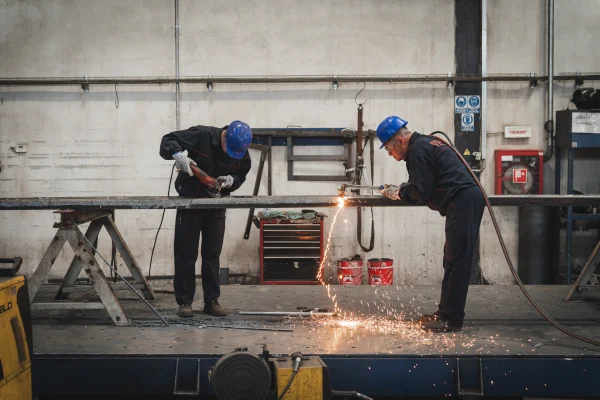 Gas Tungsten Arc Welding (GTAW : TIG)